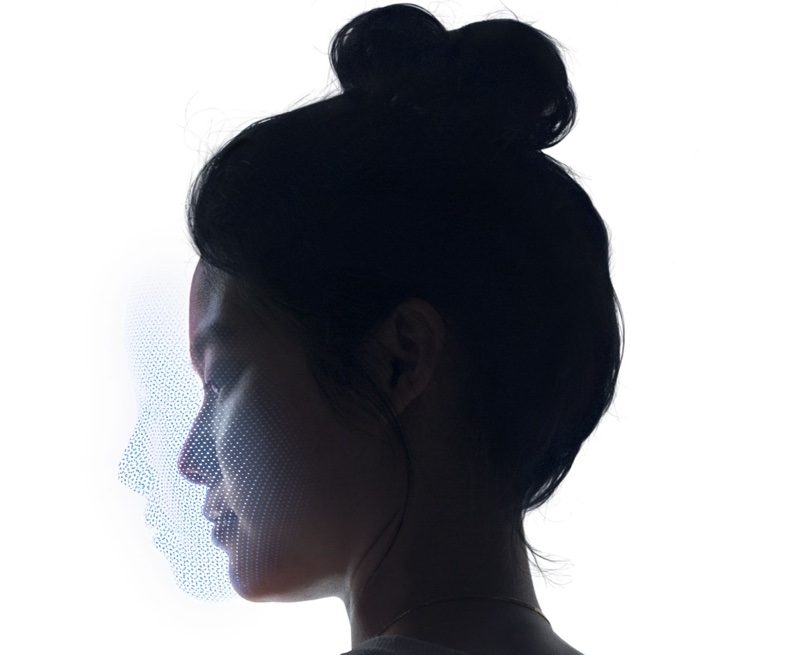 Так работает точечный проектор Face ID